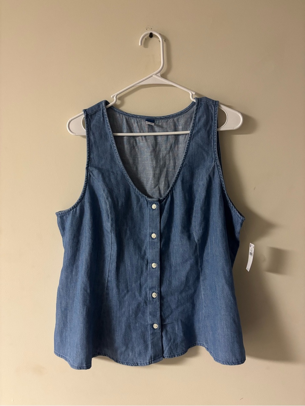 NWT Old Navy 100% Cotton Chambray Button Front Tank Top Large